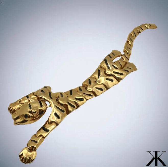Vintage Leopard Shoulder Brooch.